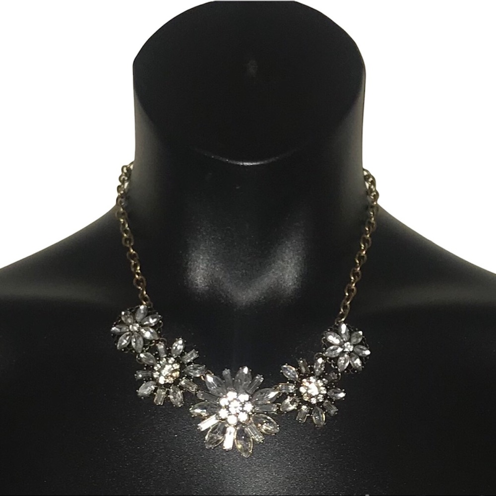 Brass tone flower detail bib collar necklace